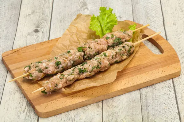 Skewer Porc Crud Kebab Gata Pentru Grătar — Fotografie, imagine de stoc