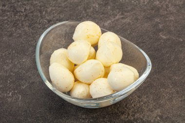 Doğal lezzetli bebek Kasede mozarella peyniri