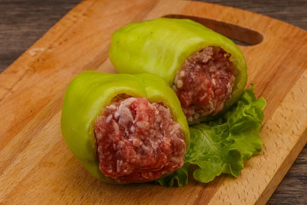 Raw Stuffed Green Bell Pepper Meat — Stock Photo, Image