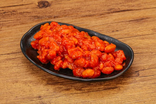 Domates soslu ve biberli fırında böbrek.