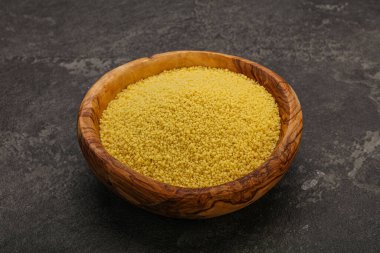 Yemek pişirmek için klozette çiğ öksürük yığını