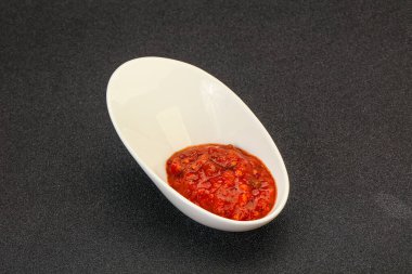 Kasede acı domates sosu