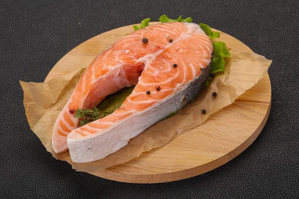 Raw Salmon Steak Salt Pepper Ready Grill — Stock Photo, Image