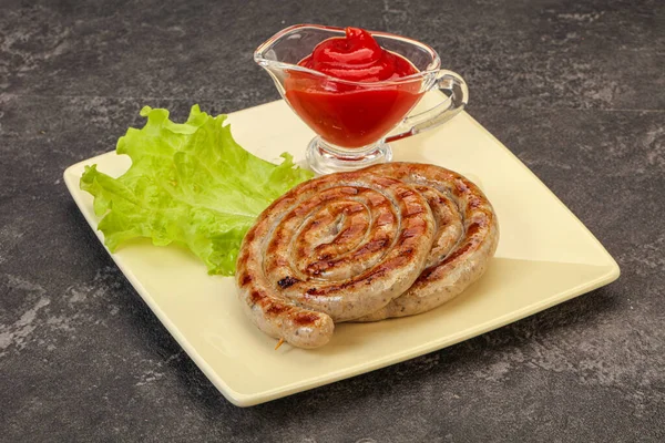 Gegrilltes Rundes Schweinefleisch Leckere Würstchen Mit Sauce — Stockfoto