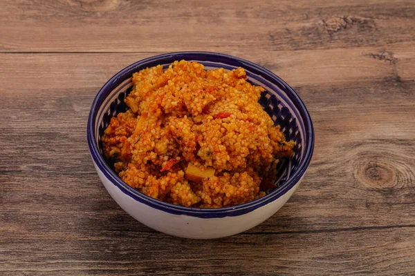 Couscos Tradicionales Africanos Con Tomate Pollo —  Fotos de Stock