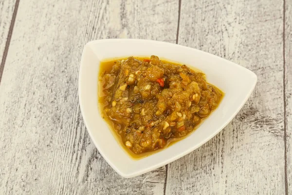 Salsa Piccante Verde Con Pepe Nella Ciotola — Foto Stock