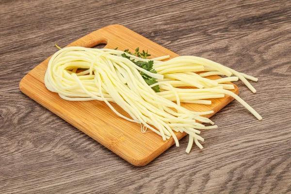 Chechil Spaghetti Kaas Snack Aan Boord — Stockfoto