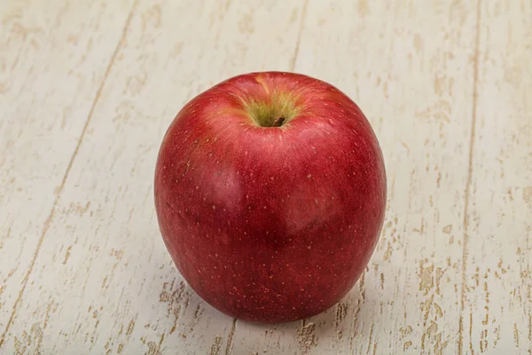 Einzige Rote Süße Leckere Apfelfrucht — Stockfoto