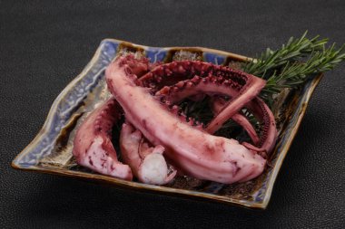 Biberiyeli lezzetli ahtapot dokunaçları