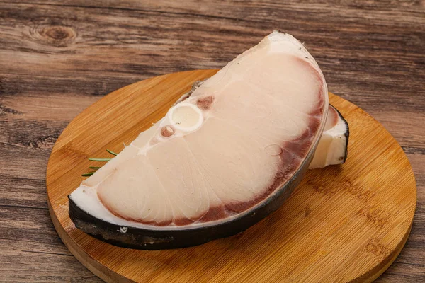Filete Tiburón Crudo Servido Romero Para Cocinar —  Fotos de Stock