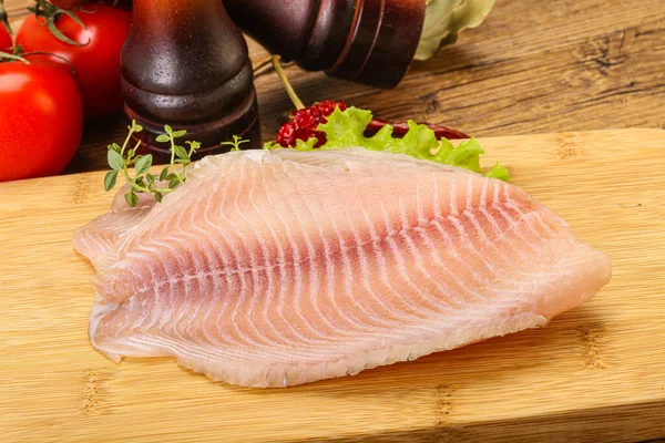 Fillet Ikan Tilapia Mentah Untuk Dimasak — Stok Foto