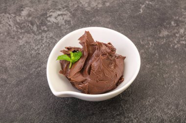 Çikolata nazelfındıklı.