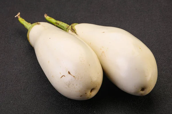 Mogen Och Välsmakande Vit Ekologisk Aubergine — Stockfoto