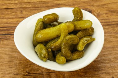 Kasede salatalık turşusu