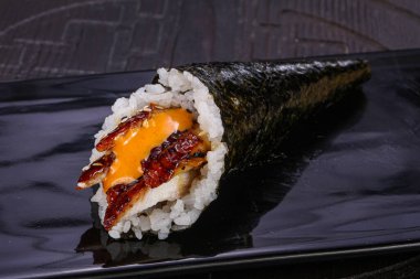 Japon mutfağı - Yılanbalıklı Temaki