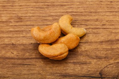 Doğal organik kaju fıstığı yığını.