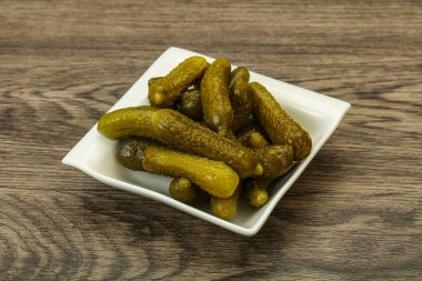 Kasede salatalık turşusu