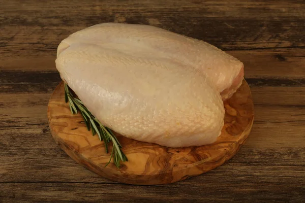 Poitrine Poulet Entière Crue Avec Peau Servie Romarin — Photo