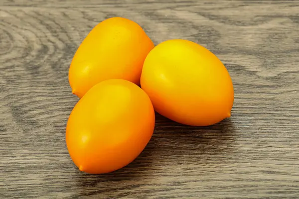 Beberapa Tomat Matang Kuning Sayur Sayuran — Stok Foto