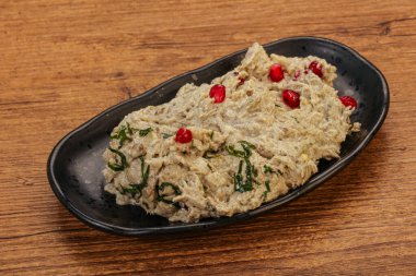 Vagan diyeti - granet tohumlu patlıcan mutabal