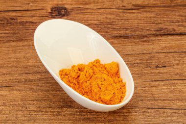 Tumerik - kâsede sokağa çıkma yasağı tozu