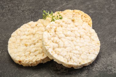 Vejetaryen için diyet çıtır ekmek yığını