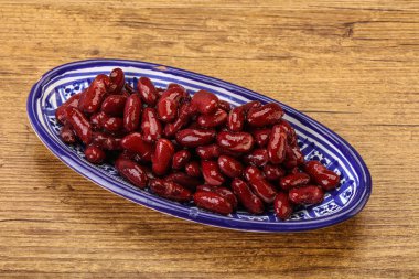 Kavanozda Doğal Kırmızı Böbrek