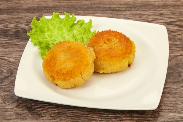 Veganistische Keuken Geroosterde Aardappelschnitzel Schaal — Stockfoto