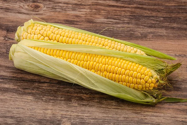 Vegan Cuisine Ripe Sweet Young Corn — Stock Photo, Image