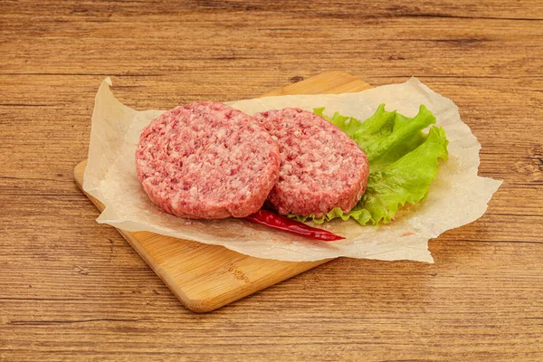 Roh Rindfleischschnitzel Für Burger — Stockfoto