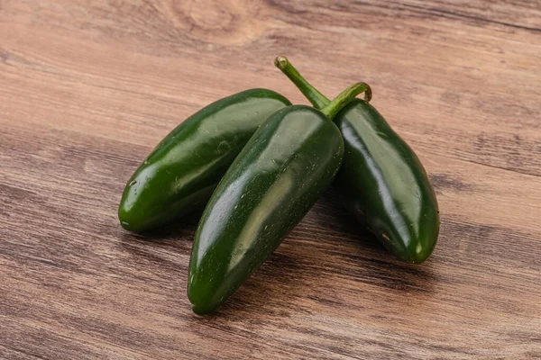 Groene Rauwe Pittige Jalapeno Peper Hoop — Stockfoto