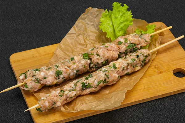 Brocheta Cerdo Cruda Kebab Listo Para Parrilla — Foto de Stock