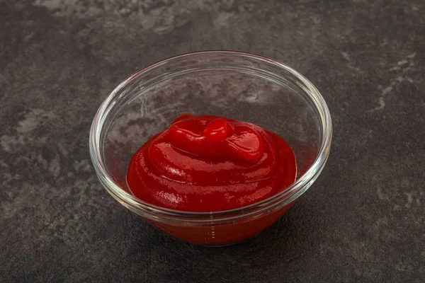 Leckeres Tomaten Ketchup Der Schüssel — Stockfoto