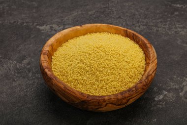 Yemek pişirmek için klozette çiğ öksürük yığını