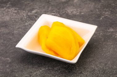 Kasede konserve Jackgruit atıştırmalığı