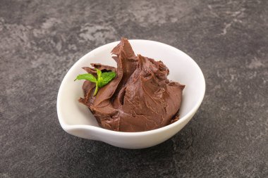 Çikolata nazelfındıklı.