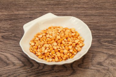 Kavanozda pişirmek için kuru bezelye