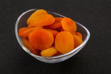 Tatlı, sarı, kurutulmuş kayısı yığını