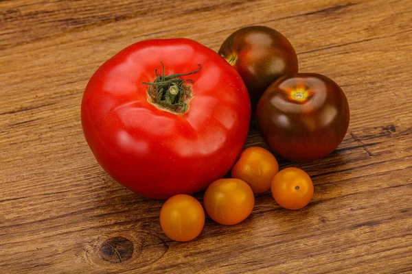 Mistura Madura Tomate Vermelho Amarelo Cumato — Fotografia de Stock