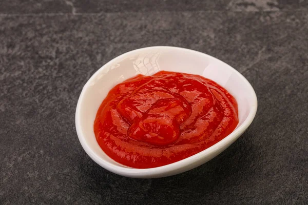 Mexikói Csípős Chili Sriracha Szósz Tálban — Stock Fotó
