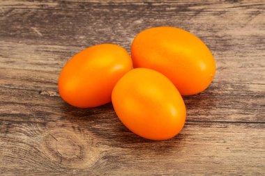 Olgun taze domates yığını.