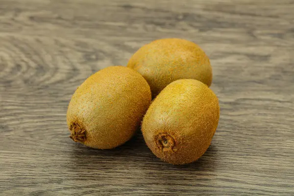 Weinig Rijpe Zoete Kiwi Exotische Vruchten — Stockfoto