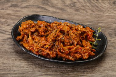 Domates soslu konserve ançüez.