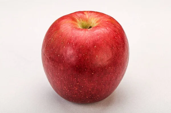 Único Vermelho Doce Saboroso Fruta Maçã — Fotografia de Stock