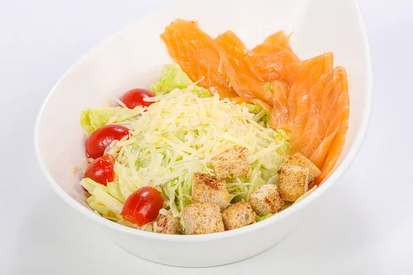 Salată Cezar Somon Proaspăt Parmezan — Fotografie, imagine de stoc