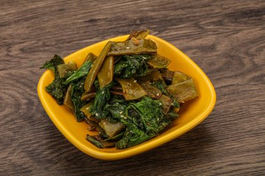 Kavrulmuş yeşil fasulye ve lahana ile Vagan mutfağı