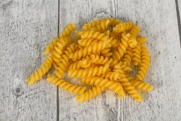 Rauwe Rauwe Fusilly Italiaanse Pasta Klaar Voor Bowling — Stockfoto