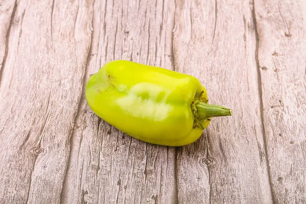 Lekkere Groene Bel Bulgaarse Peper Geïsoleerd — Stockfoto