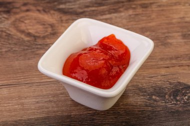 Meksika acılı acı biber sosu kasede