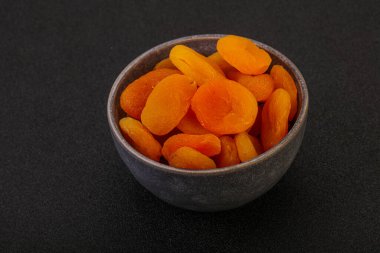 Tatlı, sarı, kurutulmuş kayısı yığını